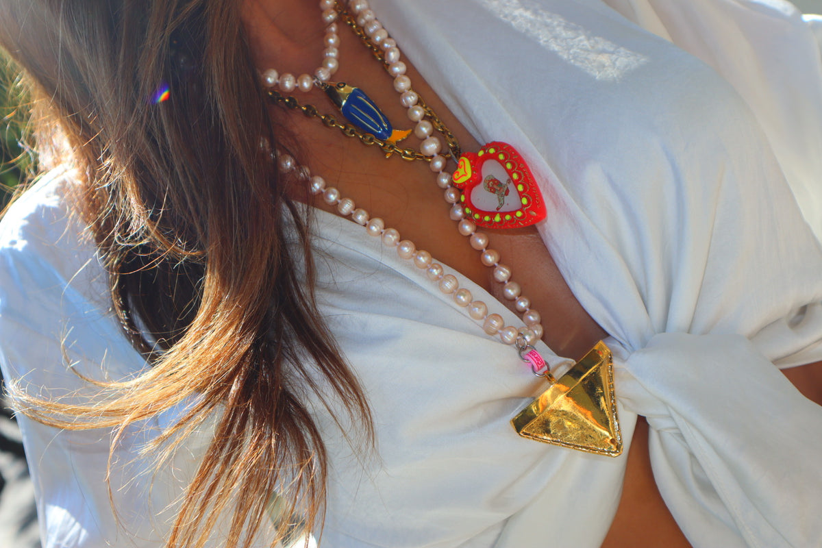 COLLAR AMULETOS