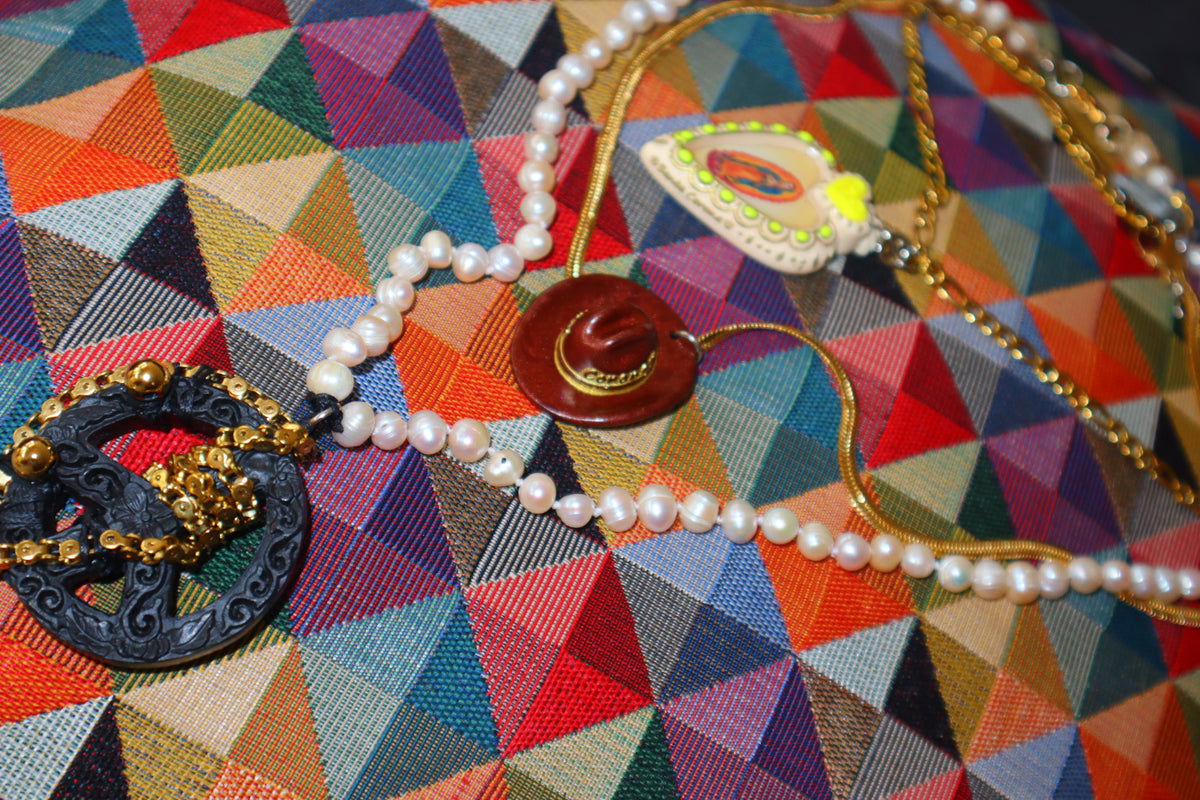 COLLAR DEVOCIÓN Y CARÁCTER