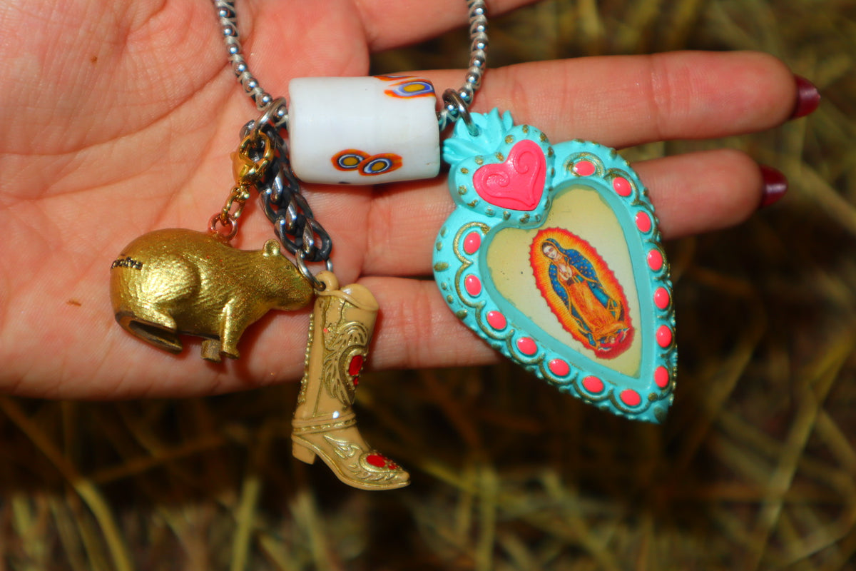 COLLAR CORAZÓN DE GUADALUPE