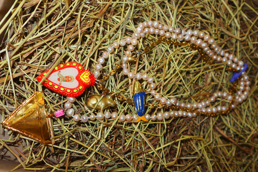 COLLAR AMULETOS