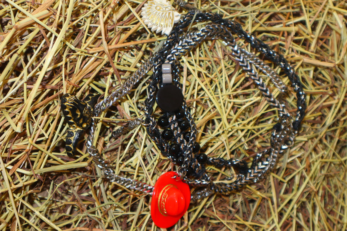 COLLAR EL SOMBRERO ROJO
